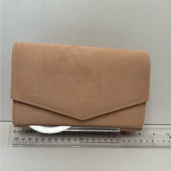 IXEBELLA Elegant Tan Women's Clutch - Picture 9 of 9